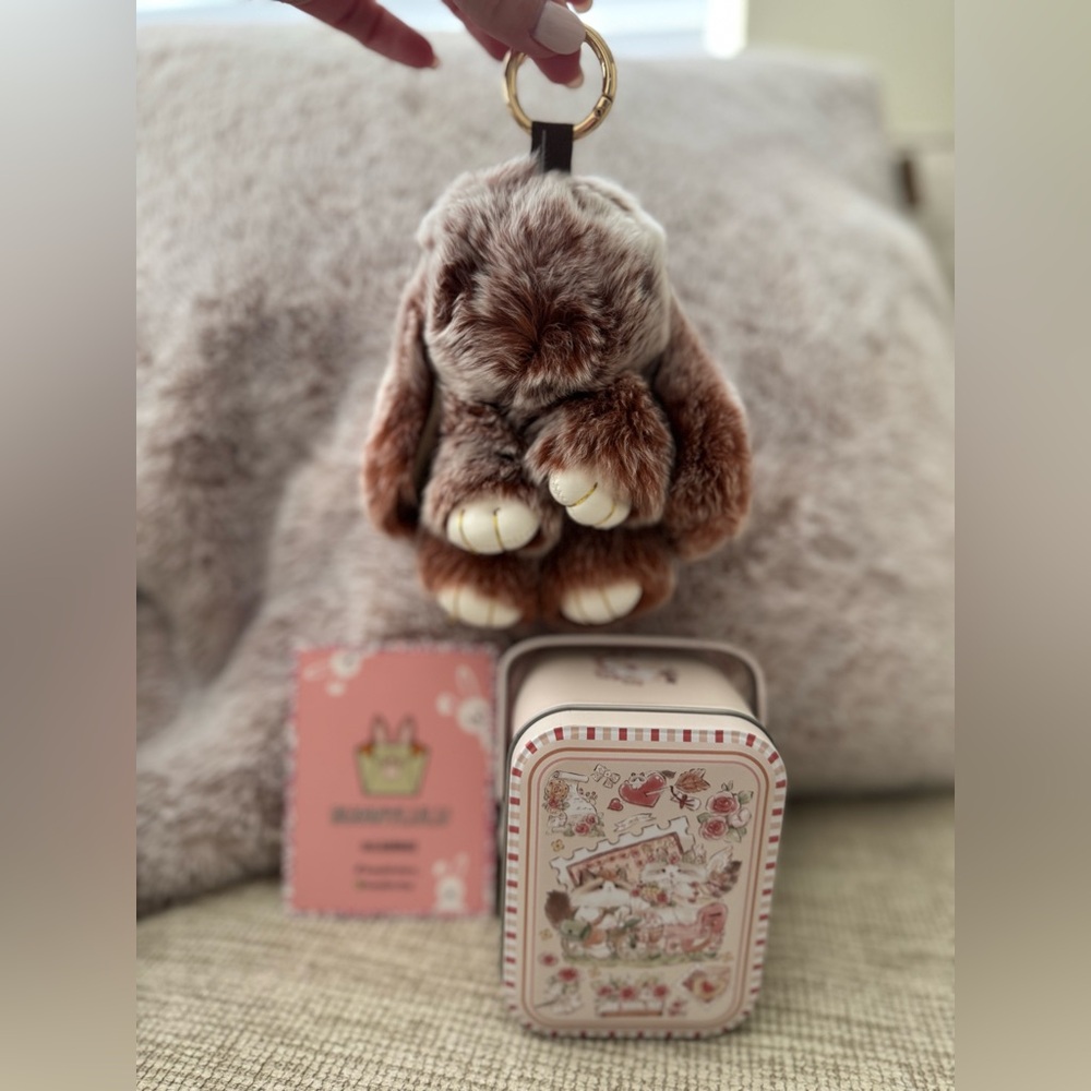 BunnyLulu Bunny Keychain & Gift Box - Stormylulu